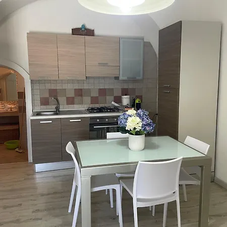 Dimora Lucia Apartment *