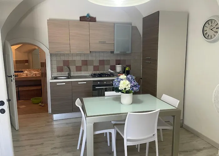 Dimora Lucia アパート *